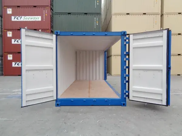 Detalle de puertas del Open Side